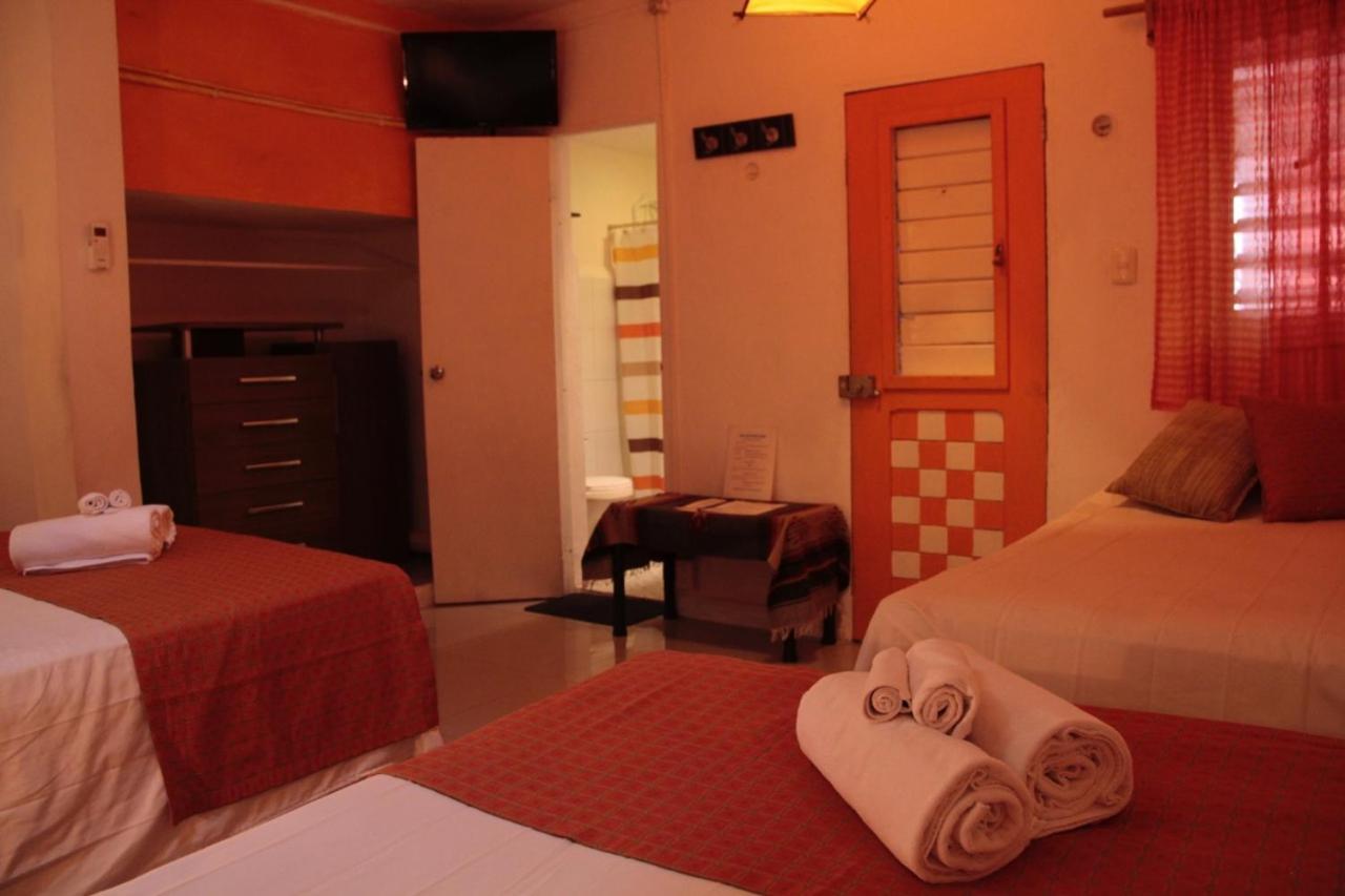 Hotel La Casa Naranja Isla Mujeres Exteriér fotografie